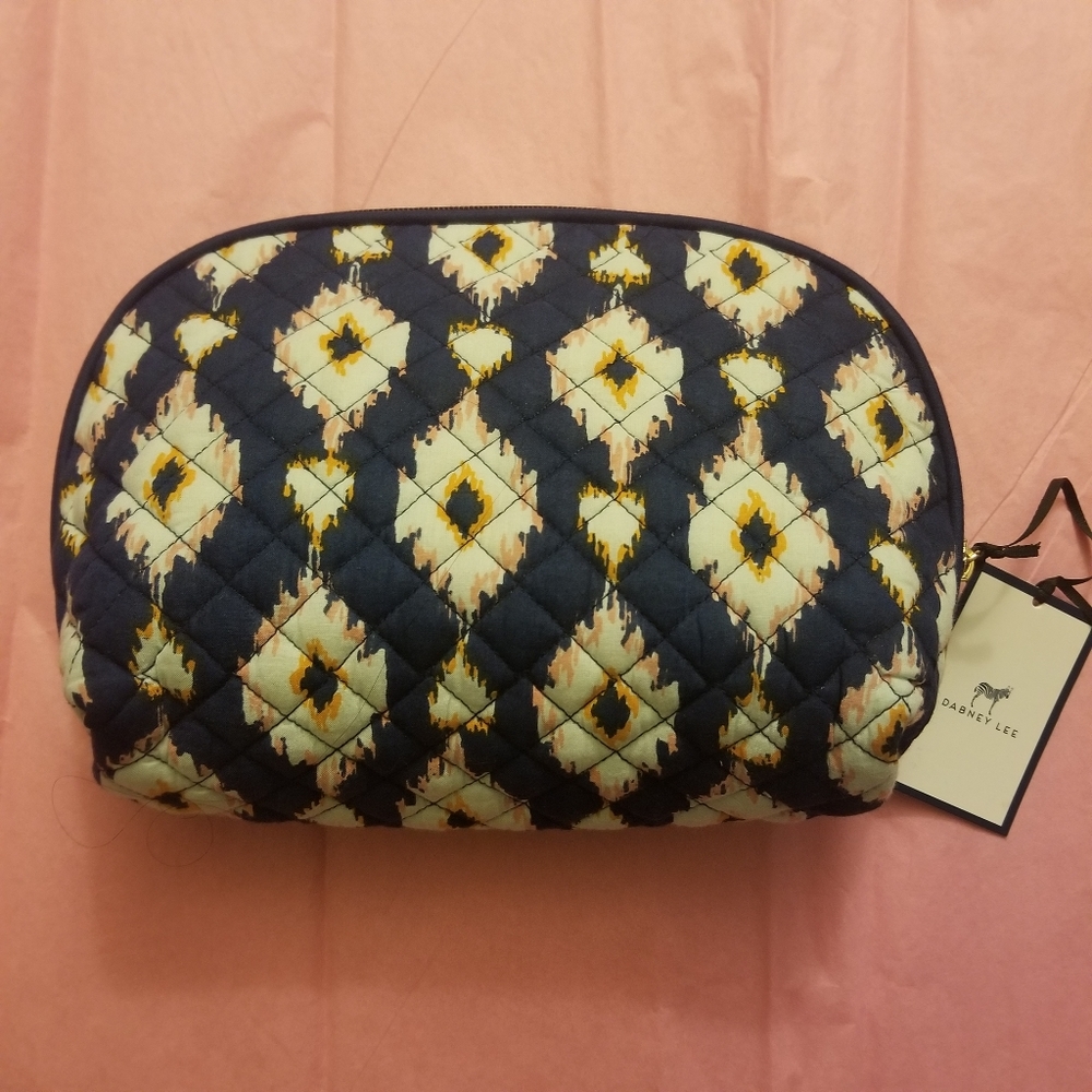 Dabney Lee Makeup Cosmetic Beauty Bag Pouch Travel Organizer Blue Pink Quilt NWT